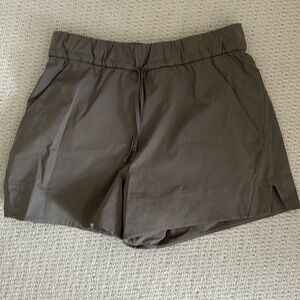 Like new lululemon shorts